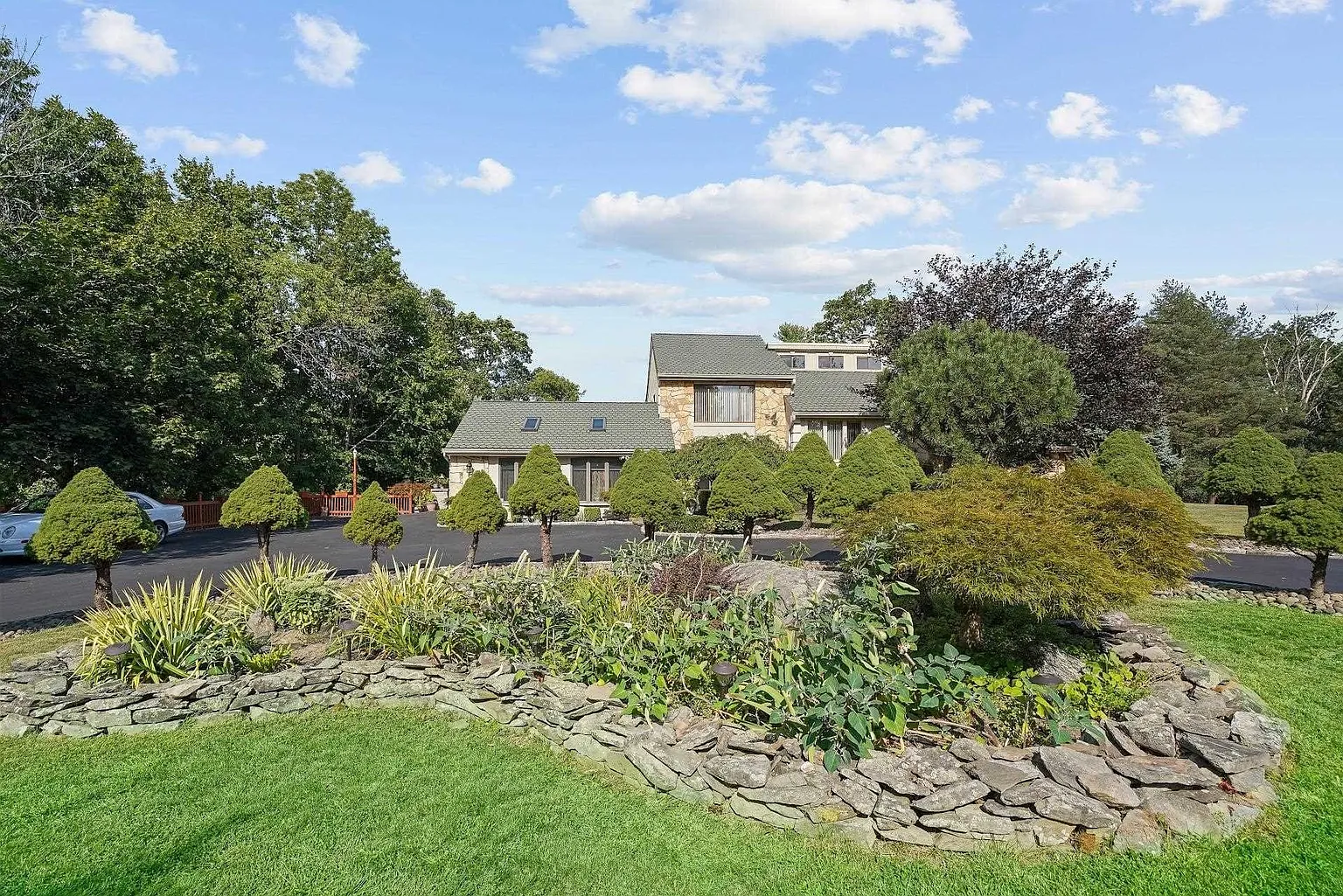 43 Sherwood Hts photo 1
