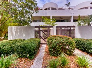 541 Beachview Dr, St Simons Island, GA 31522