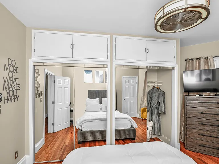 12 Ferndale St #2 — Photo 37