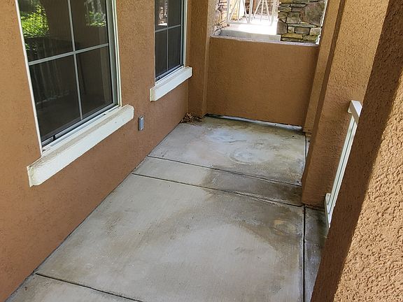4th image of 23439 Abbey Glen Pl
