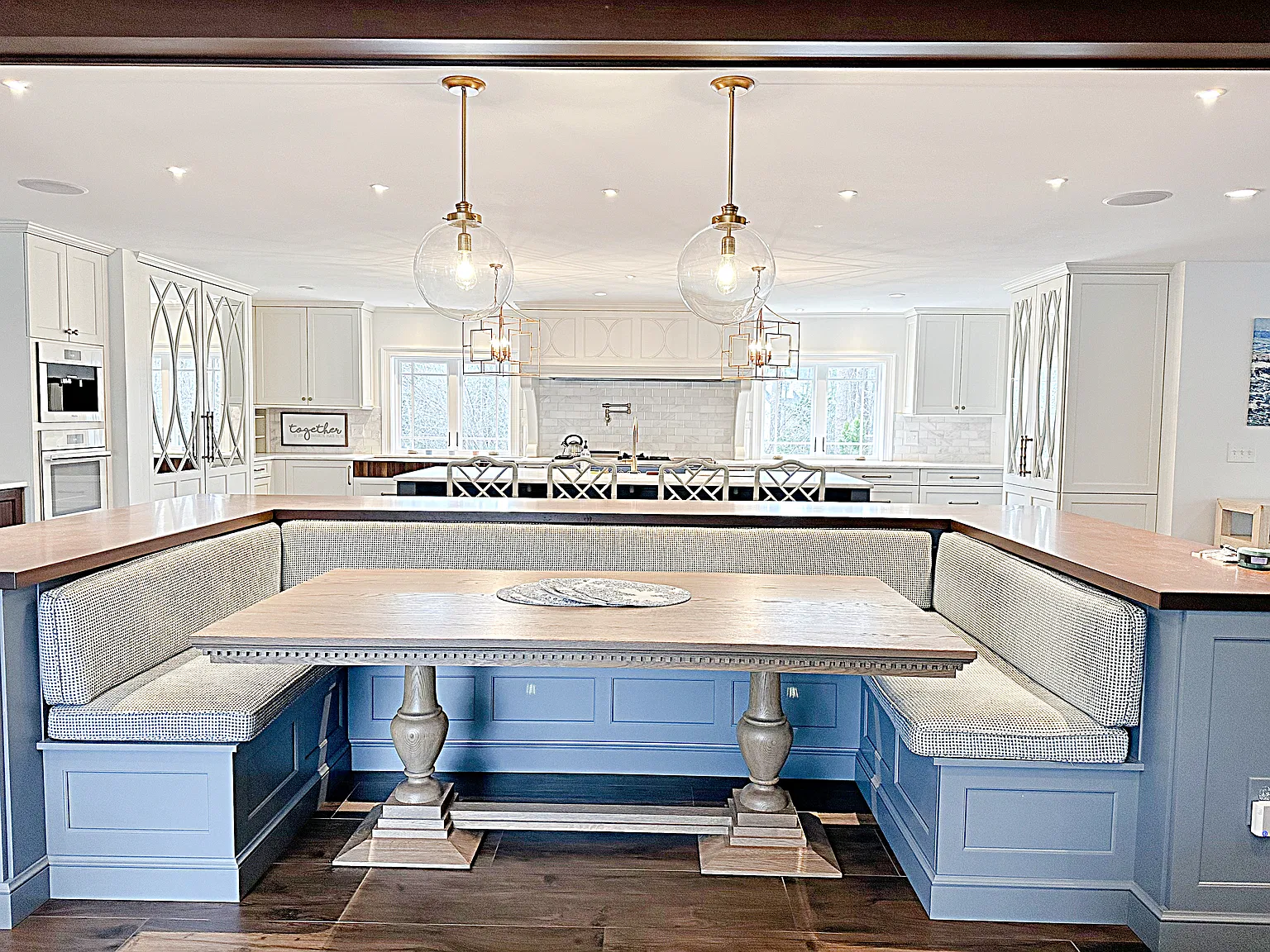 4 bed, 3.5 bath, 4000 sqft, $5,000 — Photo 4