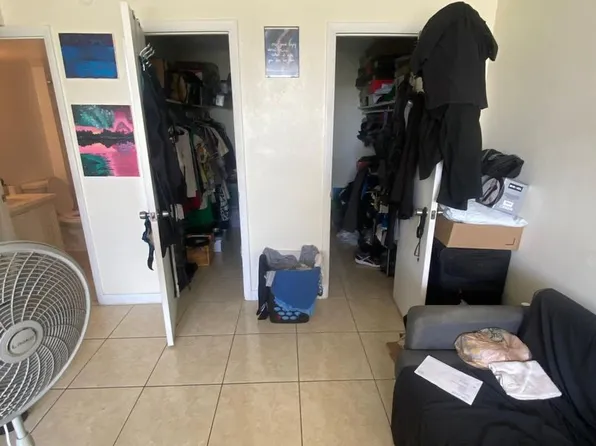 498 NW 165th St #D405, Miami Gardens, FL 33169