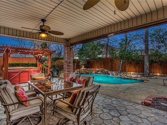 2nd image of 6516 Bluebird Dr