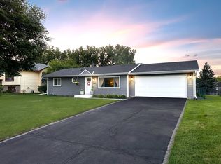 1297 129th Ave NE, Blaine, MN 55434