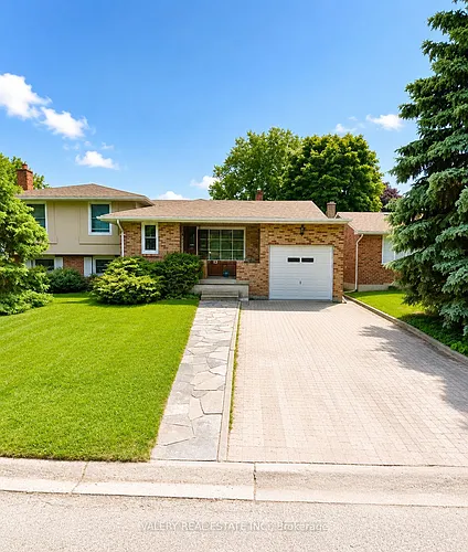 63 Paperbirch Cres #A Photo 1 63 Paperbirch Cres #A Photo 1
