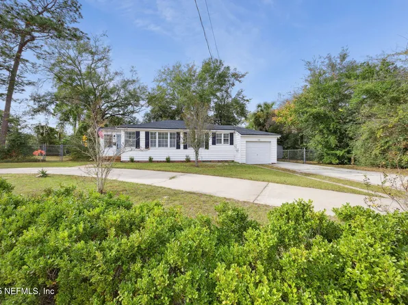 1364 PINEGROVE Court, Jacksonville, FL 32205