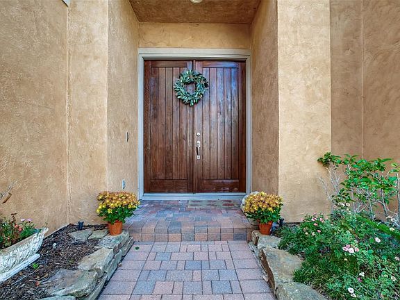 3rd image of 1203 W Hunters Creekway Dr