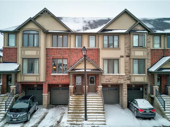 55 Farley Ln, Hamilton, ON L9G 0H2