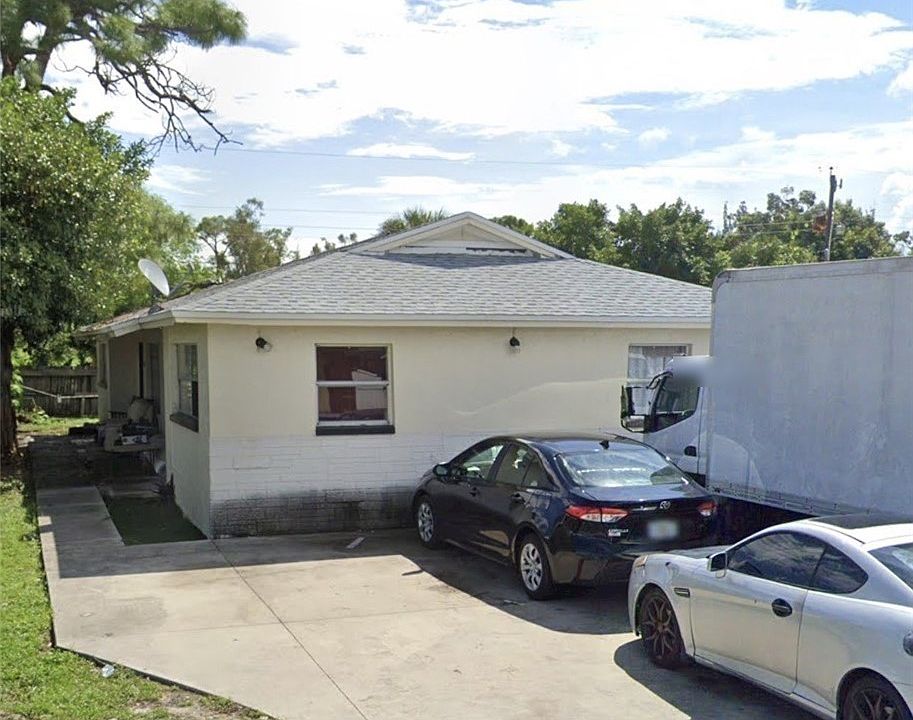 1st image of 5637 7th Ave