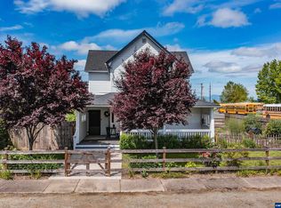 311 W 3rd St, Halsey, OR 97348