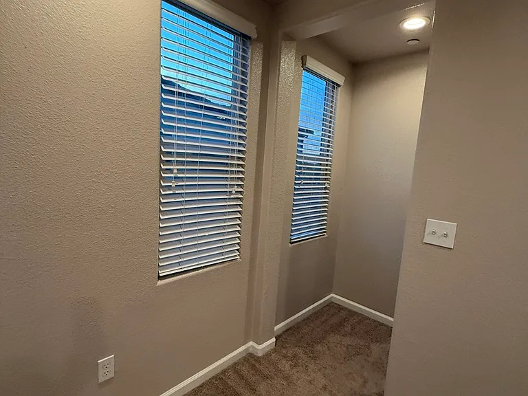 4358 Strathmore Pl — Photo 19