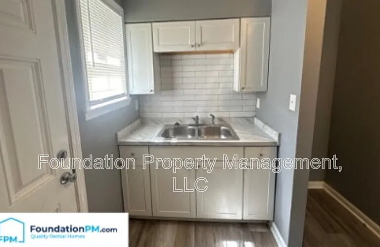 3105 Yale Ave — Photo 3