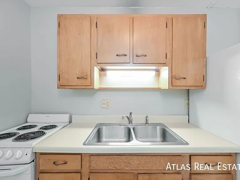 510 N Dayton St #7 — Photo 6