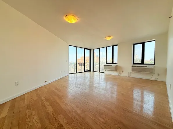 6070 Woodhaven Blvd APT 4E, Elmhurst, NY 11373