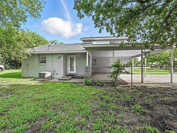 4th image of 3517 Sparks Ln