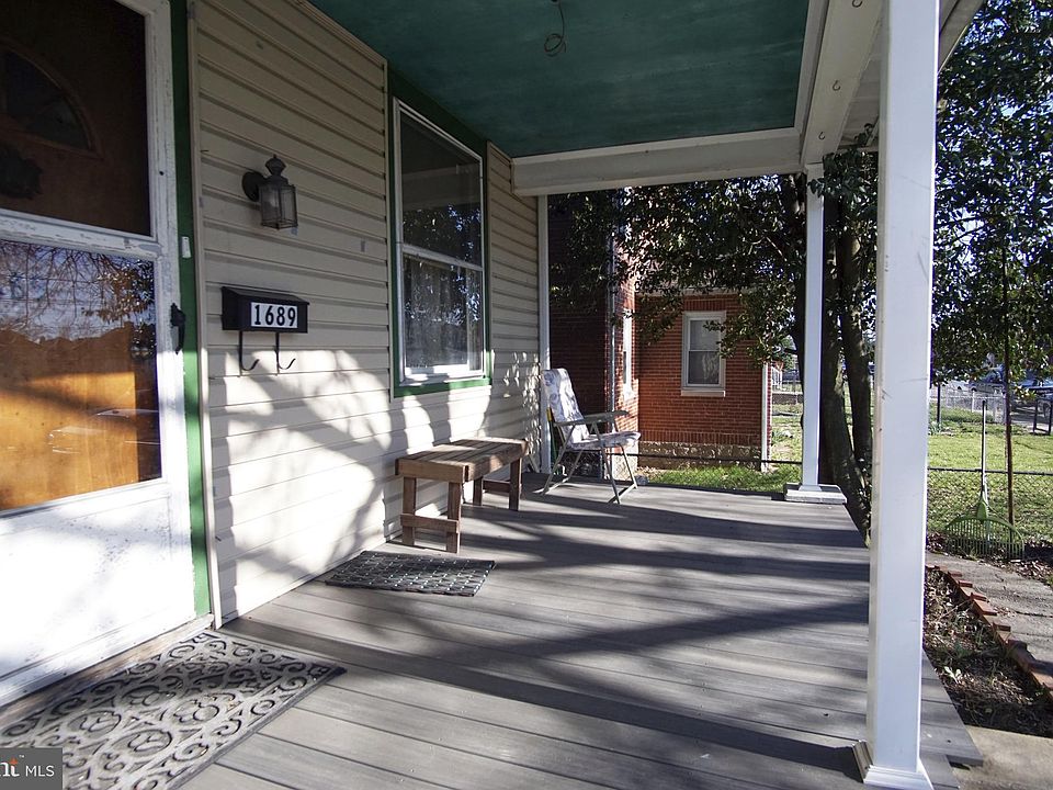 1689 Ward St, Linwood, PA 19061 Zillow