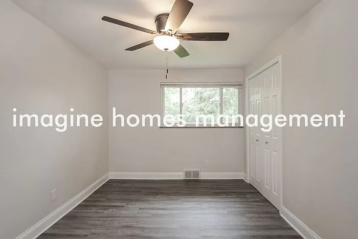 3054 S Park Rd — Photo 7