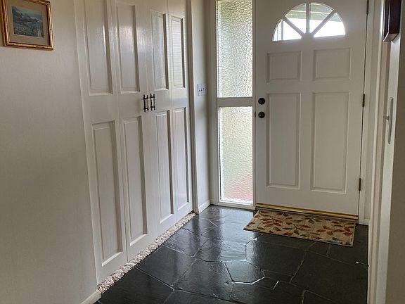 3rd image of 5482 Pepperwood Road