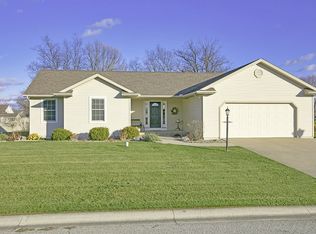 58106 Prairie Ridge Rd, Goshen, IN 46528