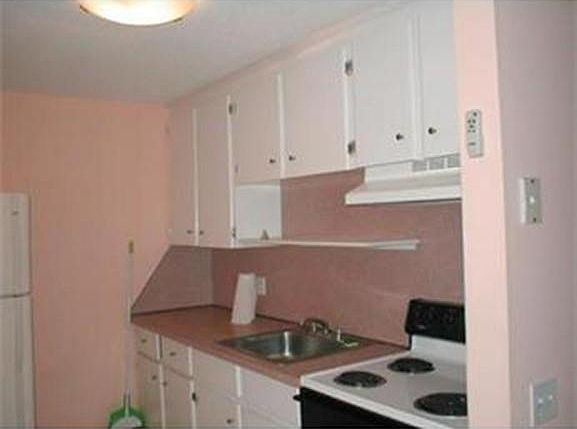 2nd image of 172A River St APT 5