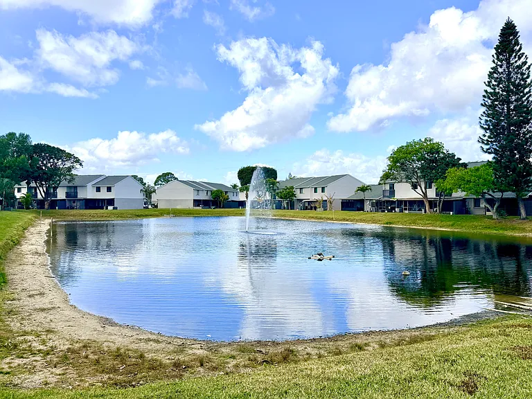2305 Seaside Dr — Photo 14