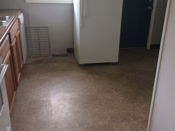 5th image of 308 S Cottage Grove Ave