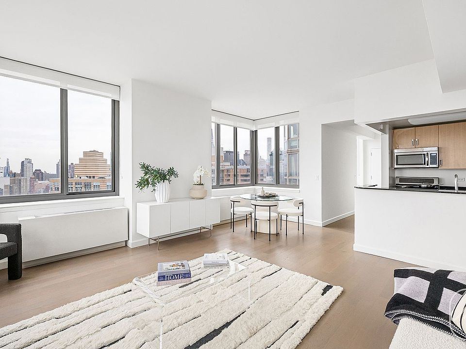 1st image of 561 10th Ave APT 45j