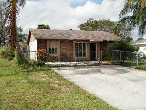 1st image of 131 Dorothy Dr