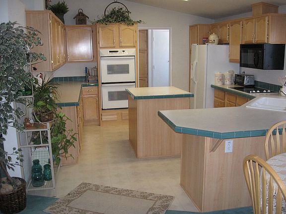 large country kitchen
