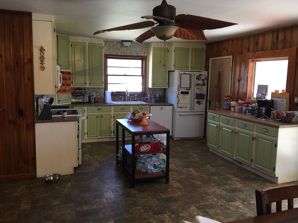 1st image of 22 Blue Mountain Dr