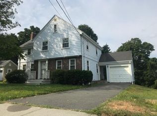 72 Grand St, Reading, MA 01867
