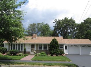 54 Blue Bell Rd, Worcester, MA 01606