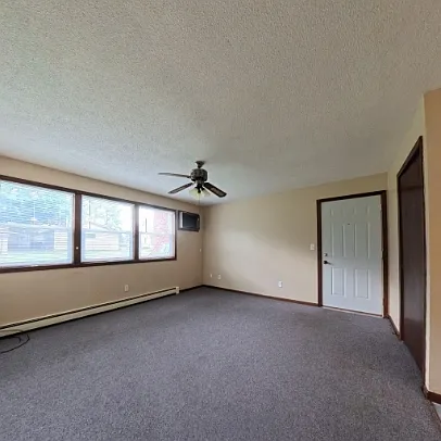 336 2nd Ave NE #6 — Photo 7