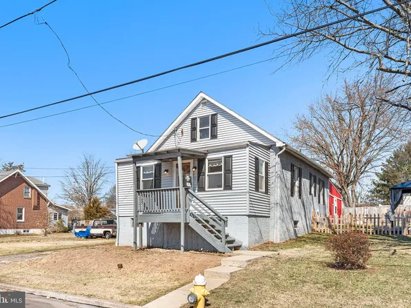 1127 Sembling Ave, Pottstown, PA 19464