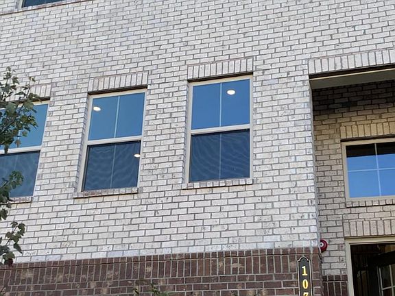 2nd image of 107 Grand Approach Dr