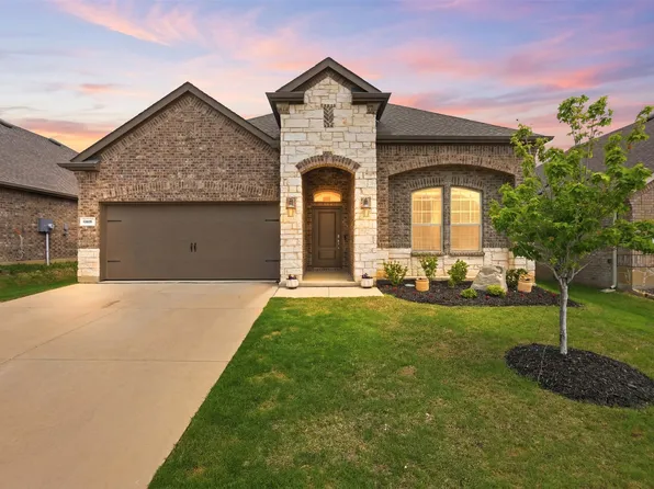 10605 Breezeway Dr, Aubrey, TX 76227