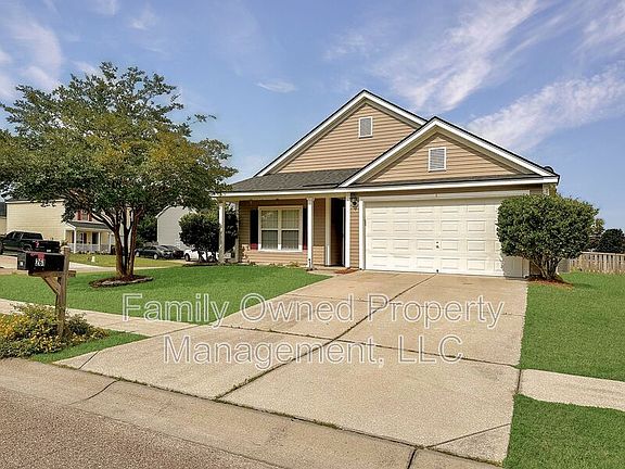2nd image of 261 Emerald Isle Dr