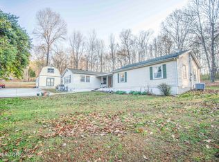 742 Peters Rd, Rockwood, TN 37854