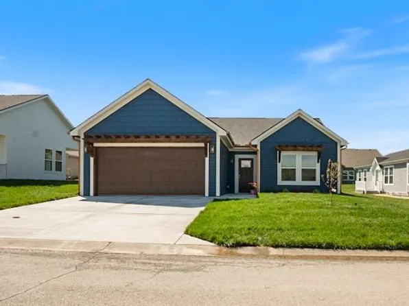 411 NE Cedar Ct, Oak Grove, MO 64075