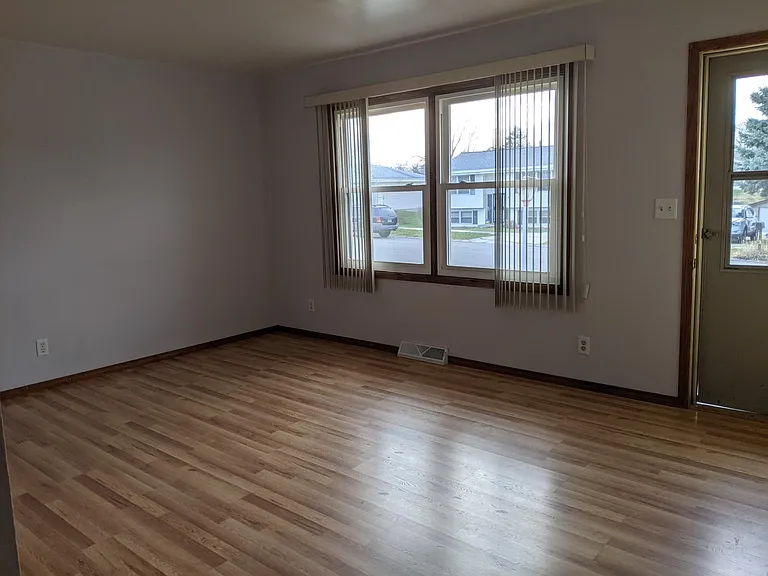 511 Chisholm Trl — Photo 10