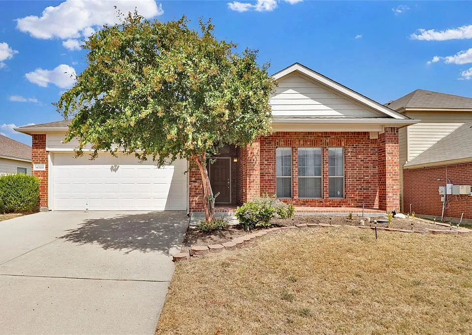 14008 Esperanza Dr