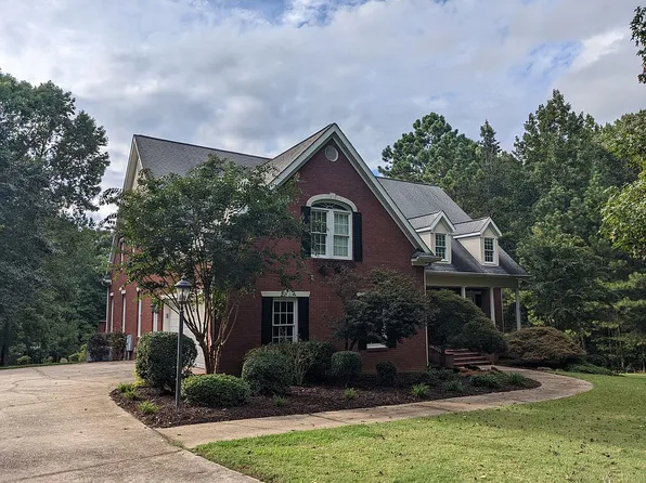 375 Massengale Rd, Brooks, GA 30205