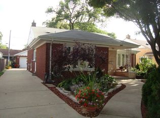 2607 W Sibley St, Park Ridge, IL 60068