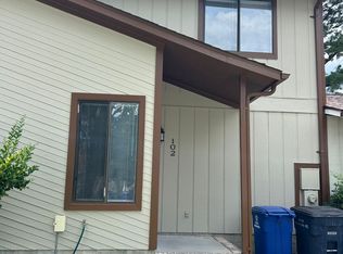 102 Brenda Dr, Jacksonville, NC 28546