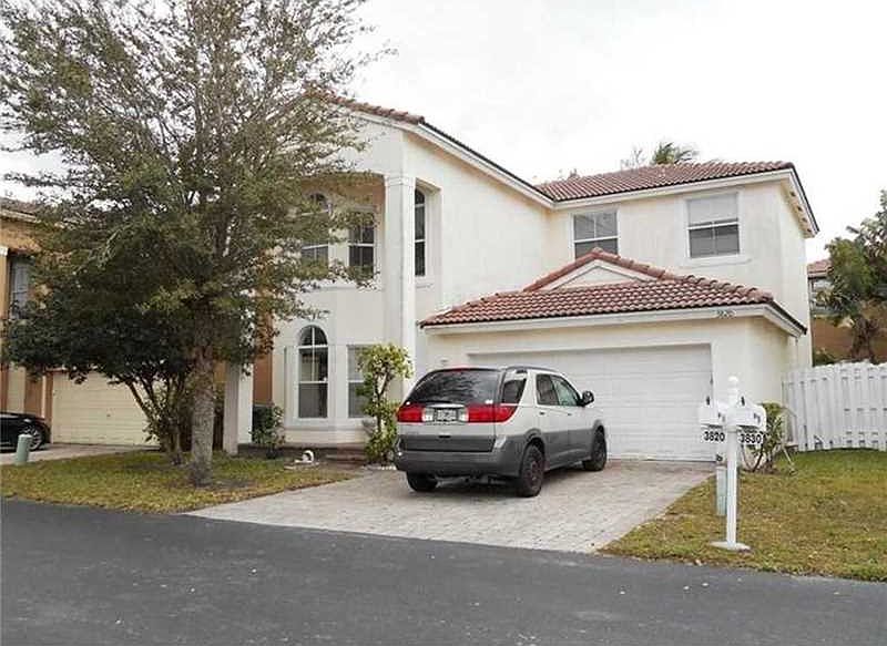 1st image of 3820 SW 51st St