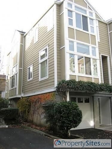 1st image of 220 5th Pl S