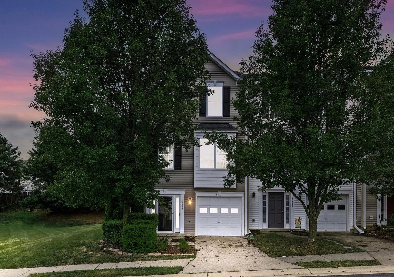 Coming Soon- 3 Bedroom 2 Half Bath Townhome In Spotsylvania — Photo 1