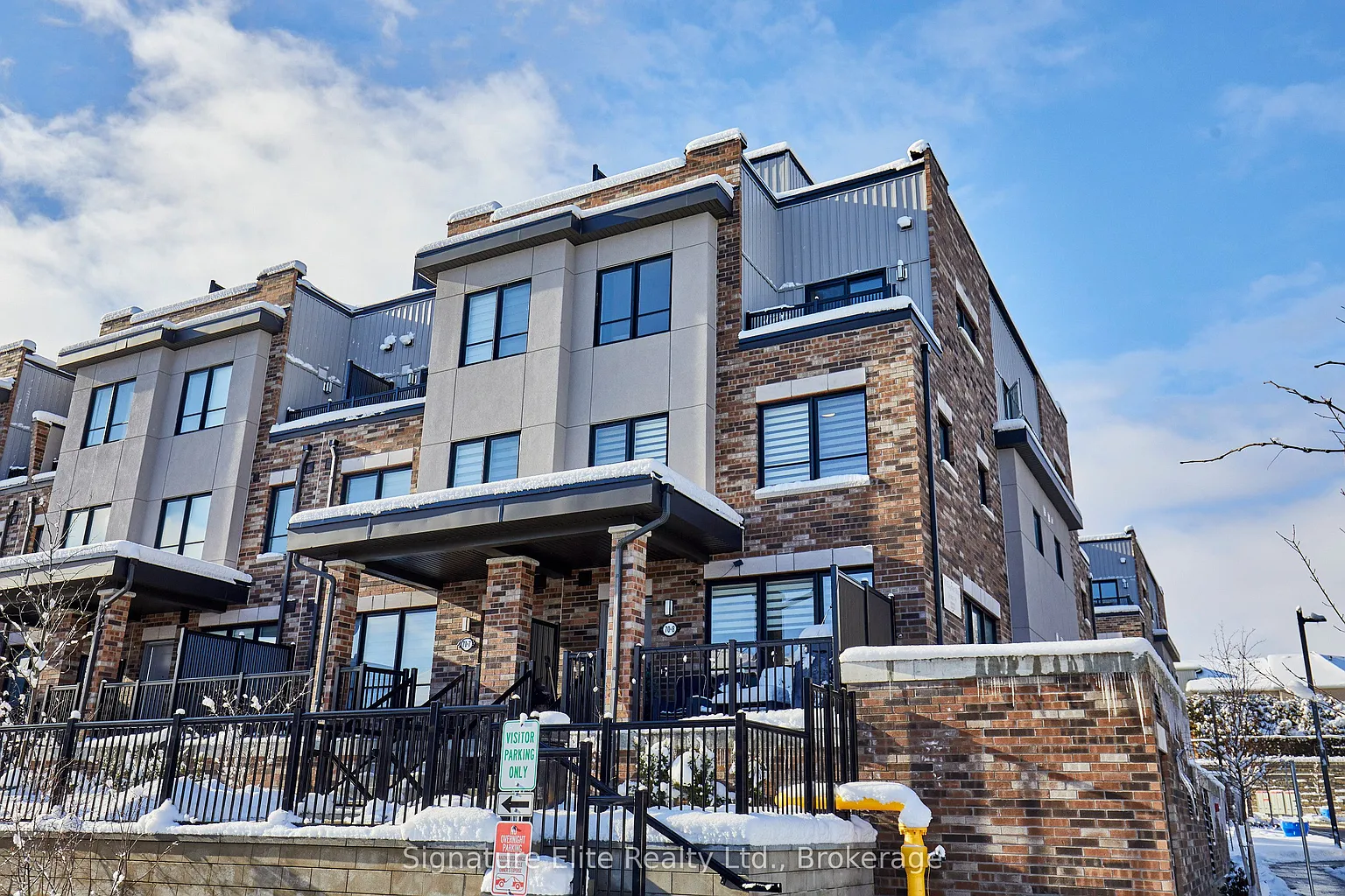 70 Baynes Way #8 photo 1