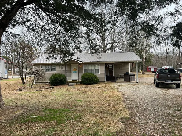 55 Ross Cir, Saltillo, TN 38370