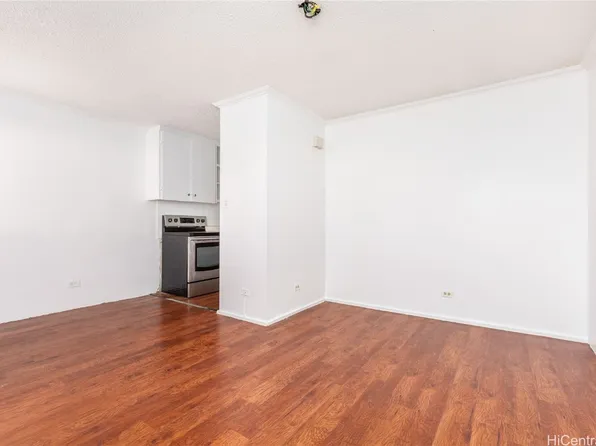 1614 Emerson St APT 5, Honolulu, HI 96813